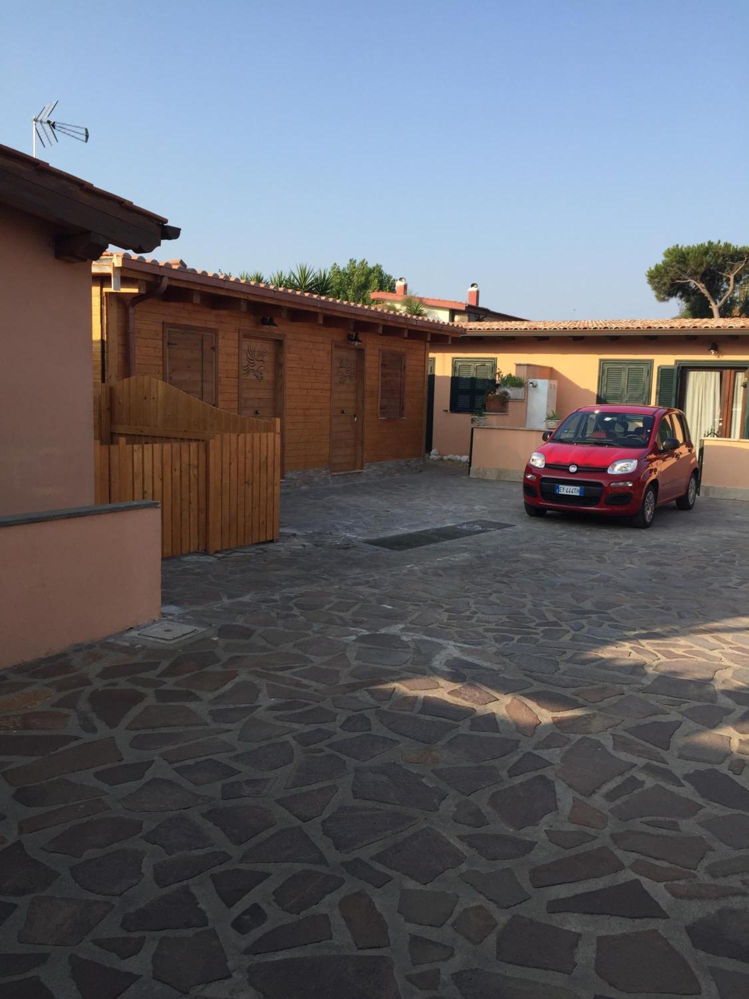Aquila Di Mare Villa Fiumicino Exterior photo